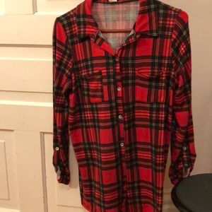 Women’s sizeL flannel top made by now n forever